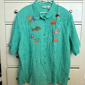 28W Women’s Green Check Embroidered Tropical Fish Button-Down Blouse NWOT